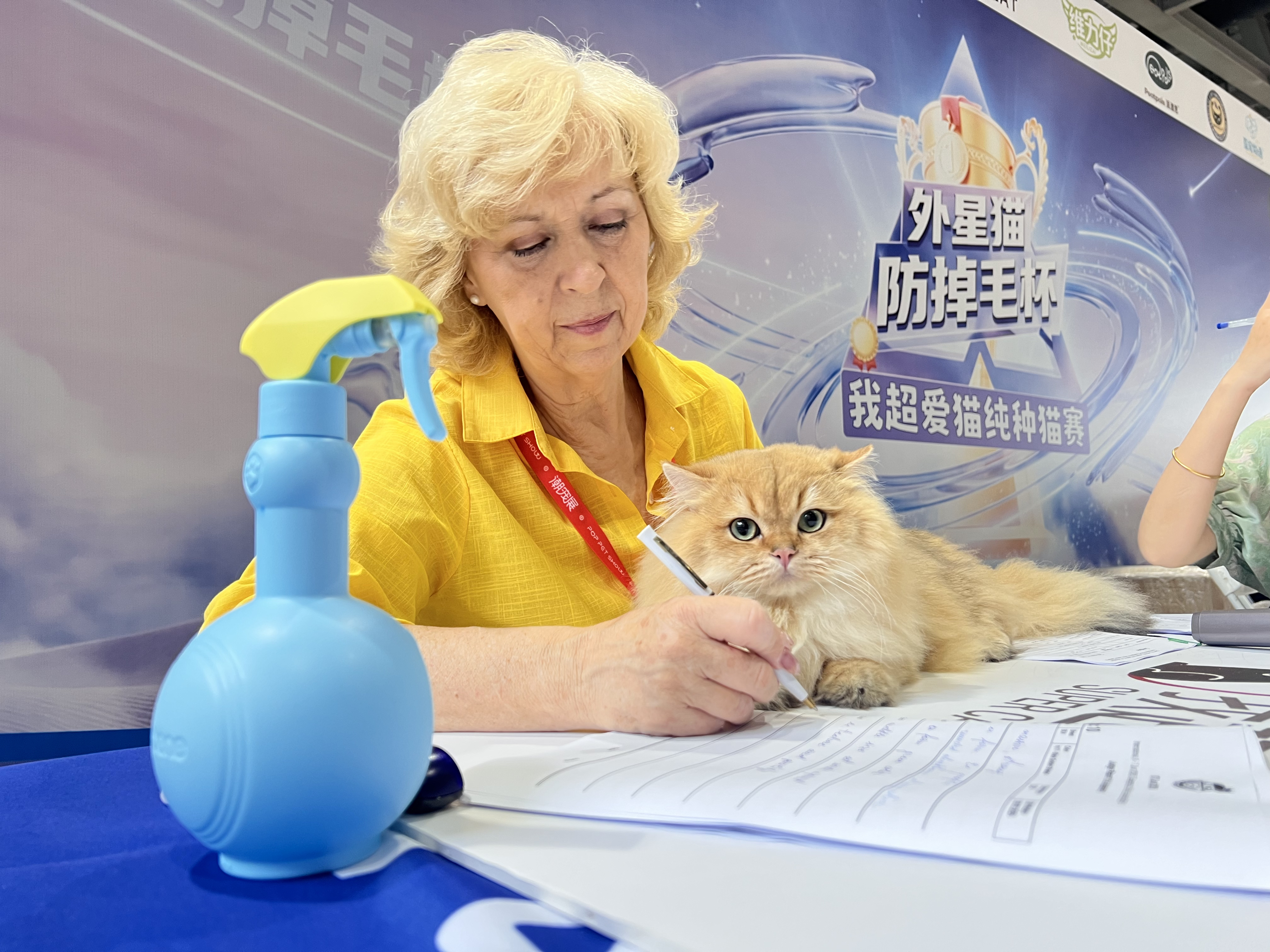 2026.6.7广州WCF获得环赛第10名
2026.6.6-6.7两天均获得英国长毛冠军组小组第一